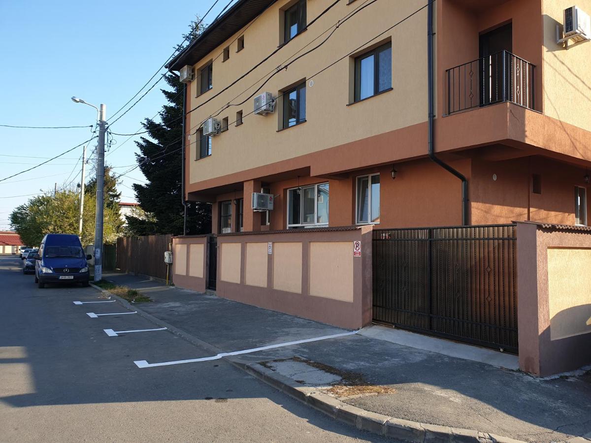 Villa Accommodation Bukarest Exteriör bild